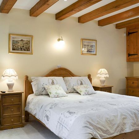 Walled Garden Lodge Ryehill 外观 照片