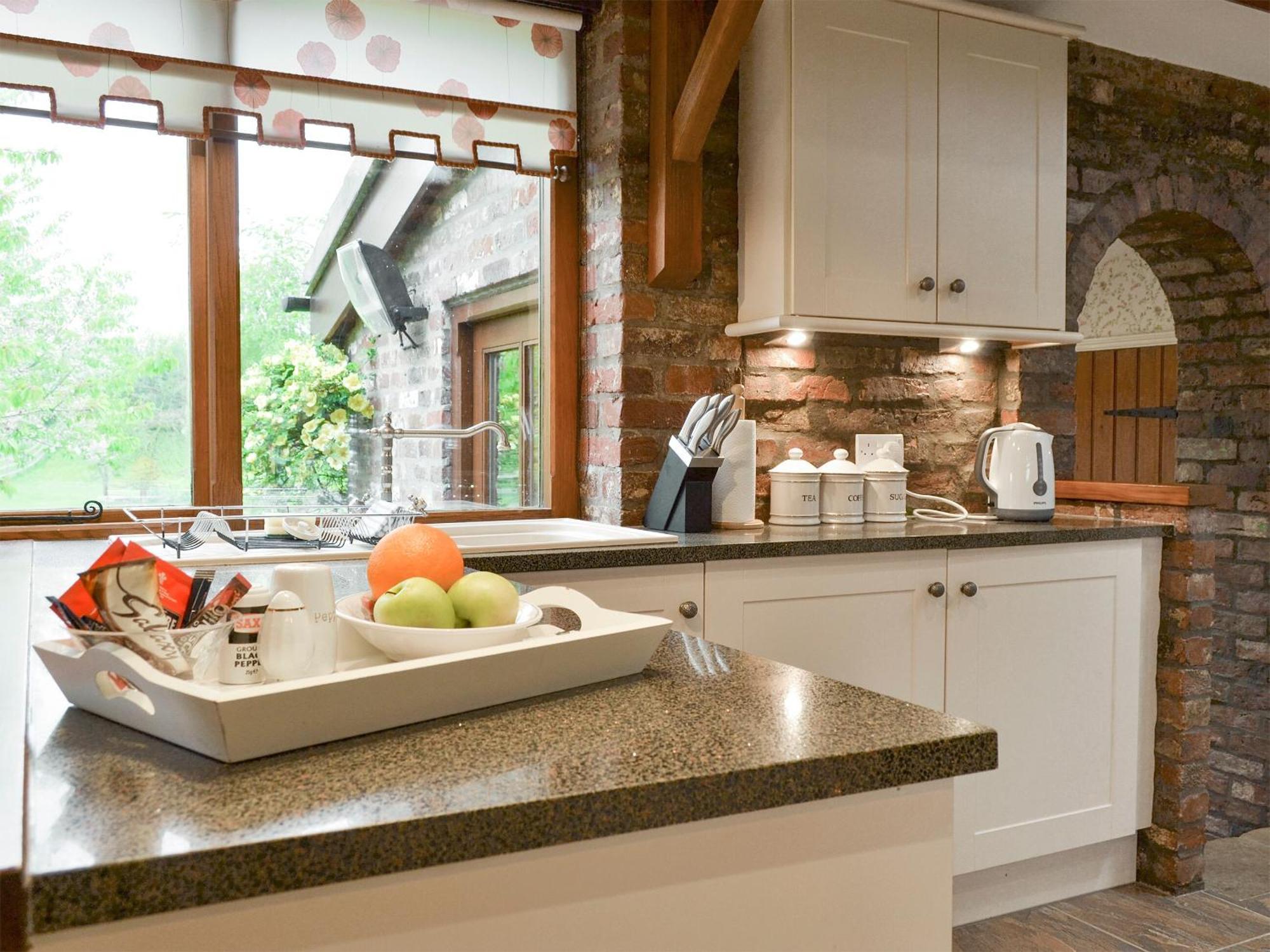Walled Garden Lodge Ryehill 外观 照片