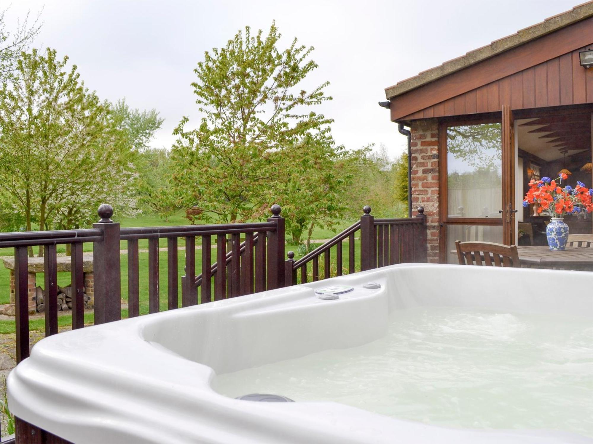 Walled Garden Lodge Ryehill 外观 照片