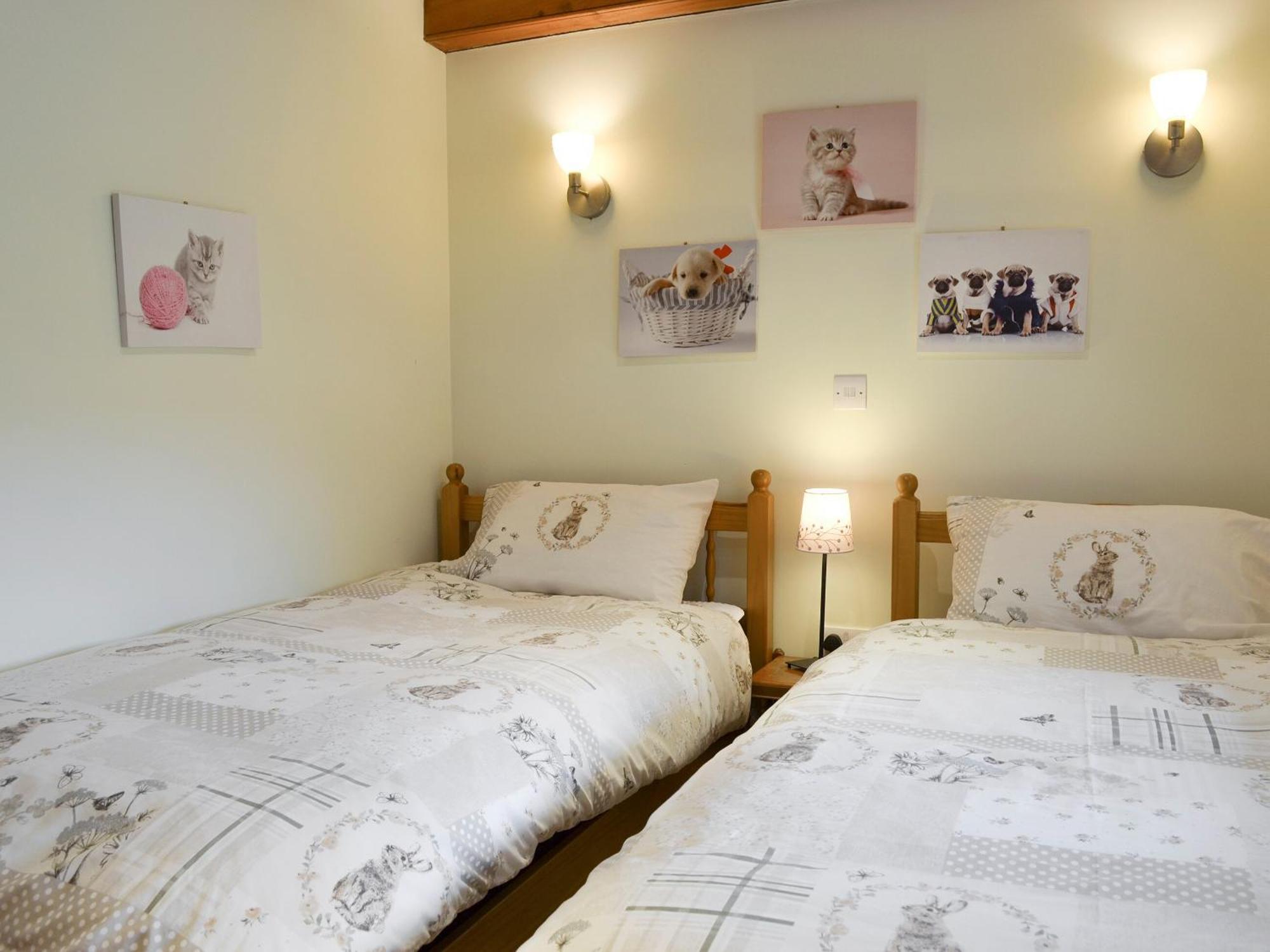 Walled Garden Lodge Ryehill 外观 照片