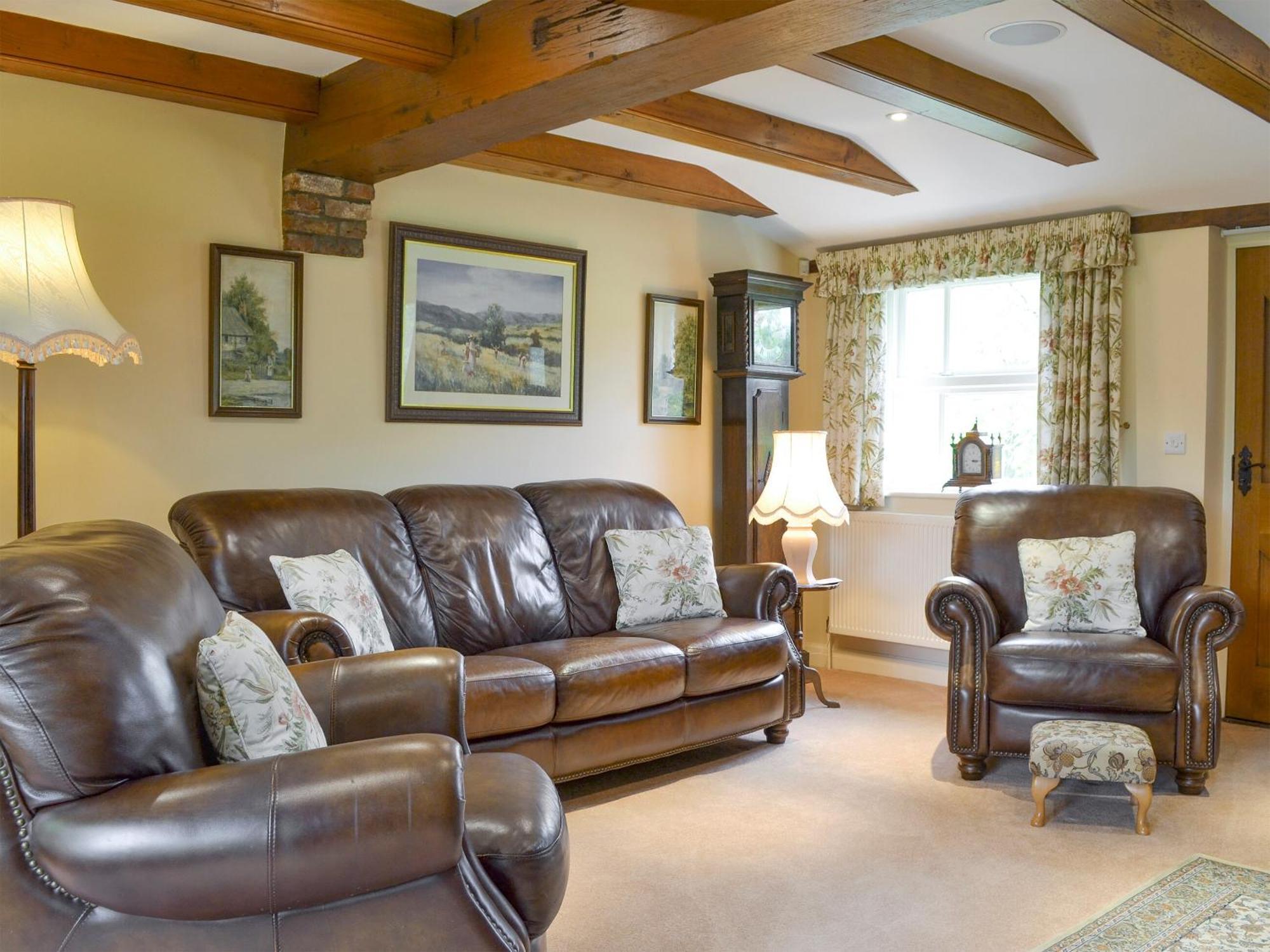 Walled Garden Lodge Ryehill 外观 照片